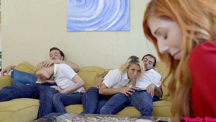 Групповой секс с очаровательными блондинками закончился оргазмом #5