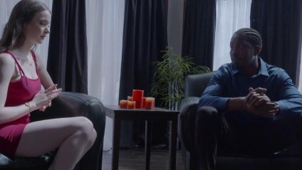 Черный отчим неплохо утешил свою смазливую падчерицу #2