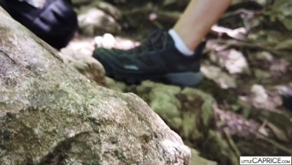 Прогулялась на природе и разделась перед камерой #3