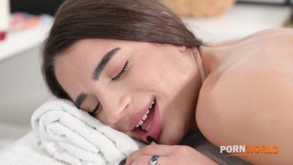 Девушка пришла на массаж но попала на МЖМ секс #3